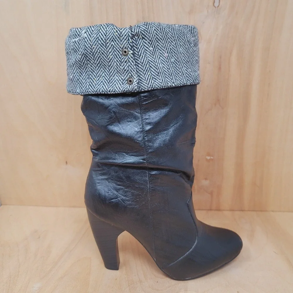 QUPID Women's Boots Size 6.5 Black Knee Hi Roll Down Tweed Pull Ons
